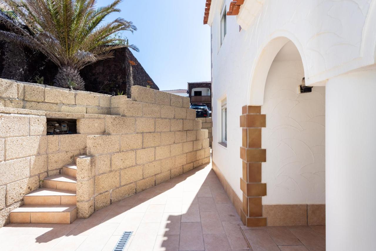 Casa Naranja - Heated Pool - Bbq - Terrace - Free Wifi - Child & Pet-Friendly - 3 Bedrooms - 6 People Poris de Abona Luaran gambar
