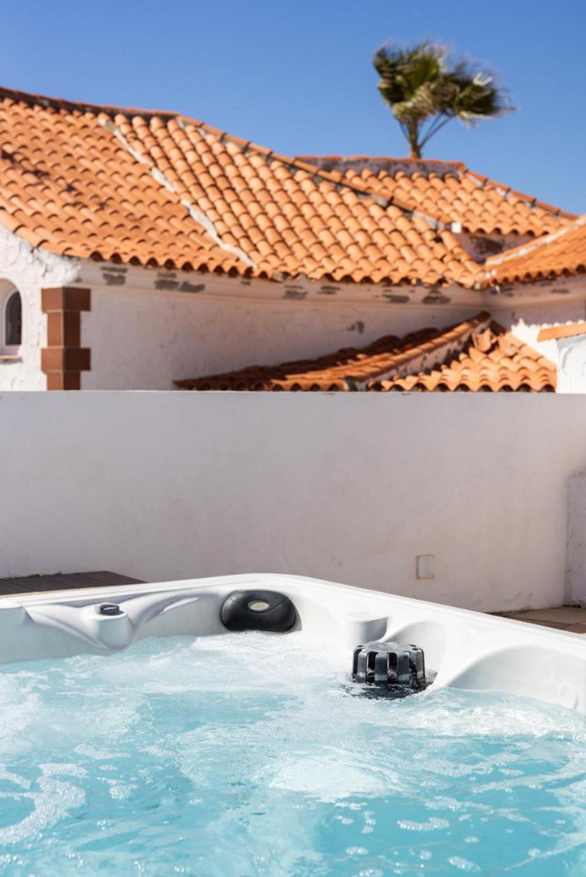 Casa Naranja - Heated Pool - Bbq - Terrace - Free Wifi - Child & Pet-Friendly - 3 Bedrooms - 6 People Poris de Abona Luaran gambar