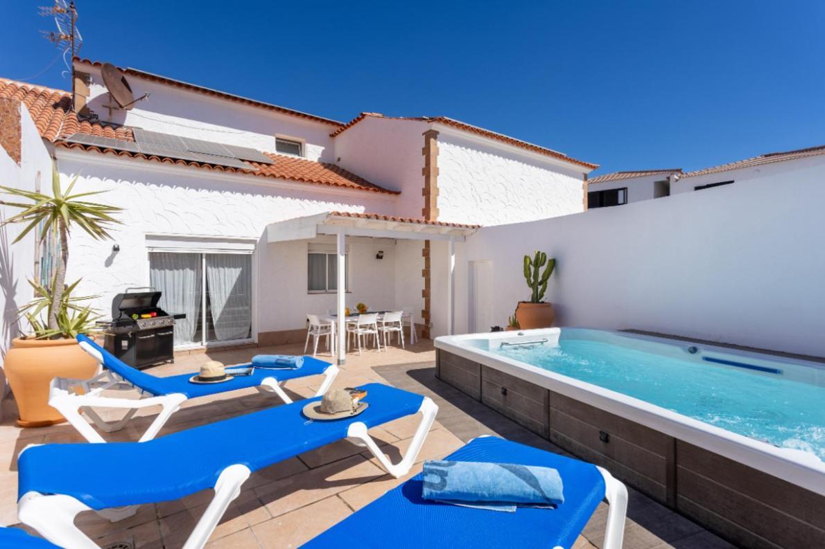 Casa Naranja - Heated Pool - Bbq - Terrace - Free Wifi - Child & Pet-Friendly - 3 Bedrooms - 6 People Poris de Abona Luaran gambar