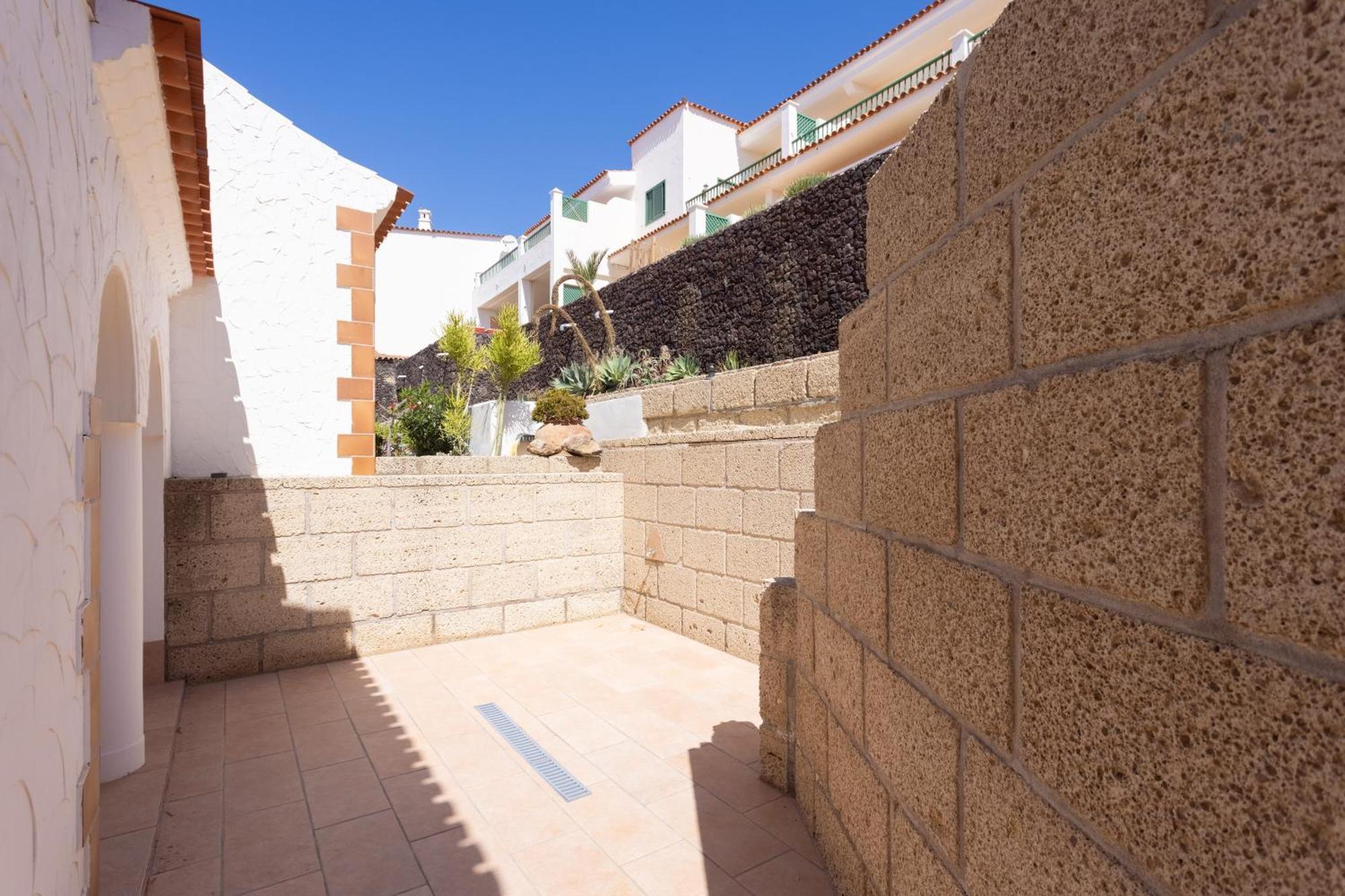 Casa Naranja - Heated Pool - Bbq - Terrace - Free Wifi - Child & Pet-Friendly - 3 Bedrooms - 6 People Poris de Abona Luaran gambar